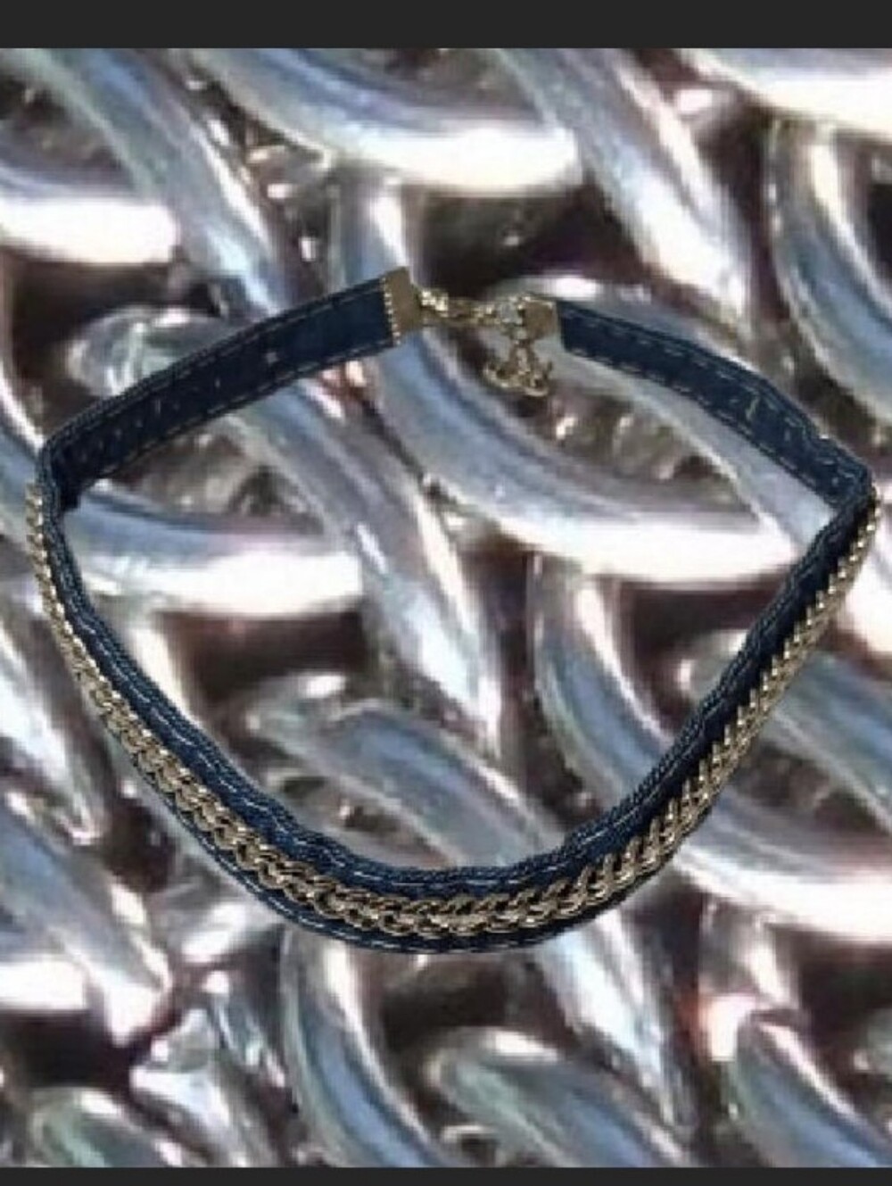 Edgy Y2K Style Blue Denim Choker Necklace With Silver Toned Chain Detail